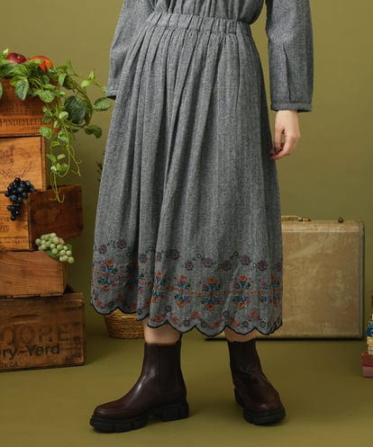 GJHLA31200  Cama de flores コットンヘリンボーンフレアスカート