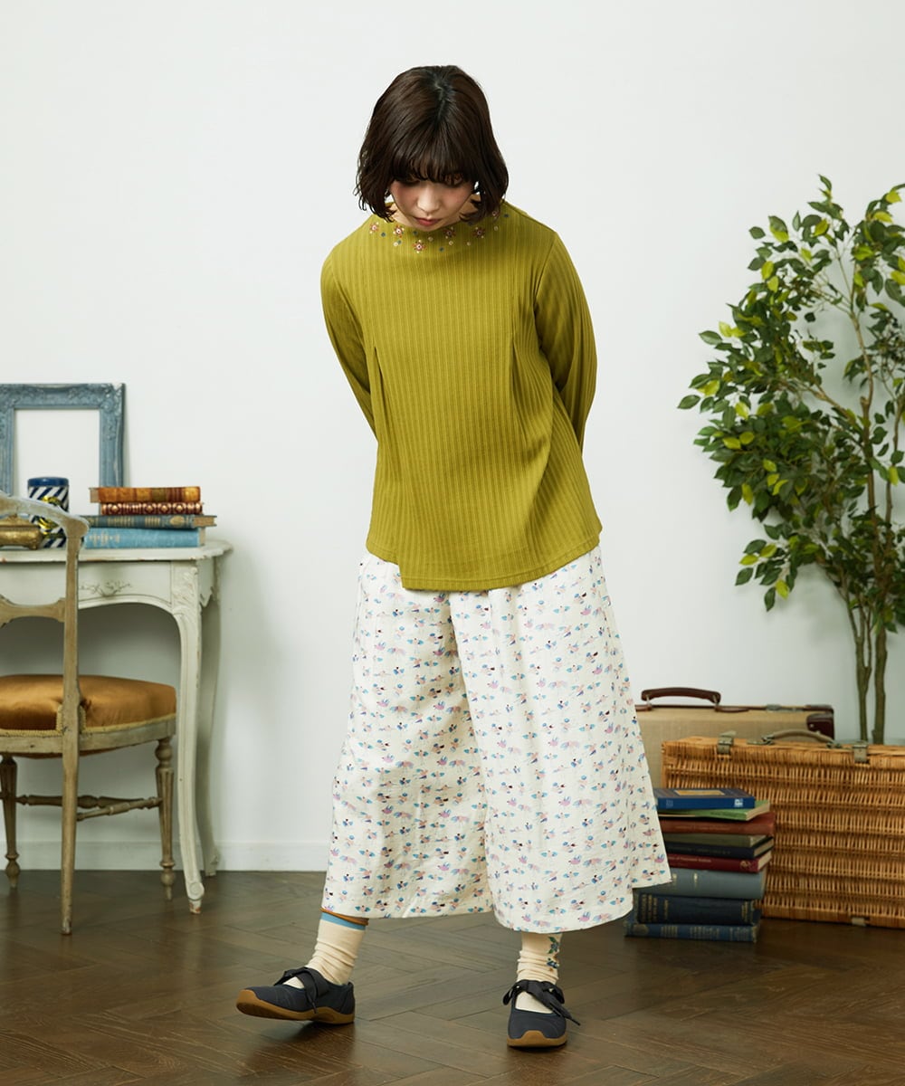 GJKDD34140 Jocomomola(ホコモモラ) 【2WAY】Tierras de cuitivo フラワー刺繍カットソー マスタード
