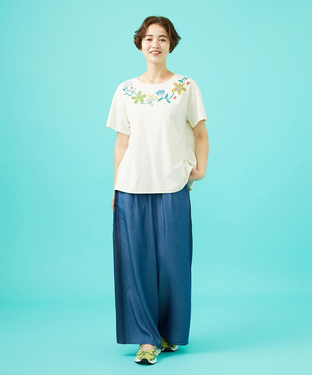 GJKGB45100 Jocomomola(ホコモモラ) Planta フラワープリントTシャツ ブルーグリーン