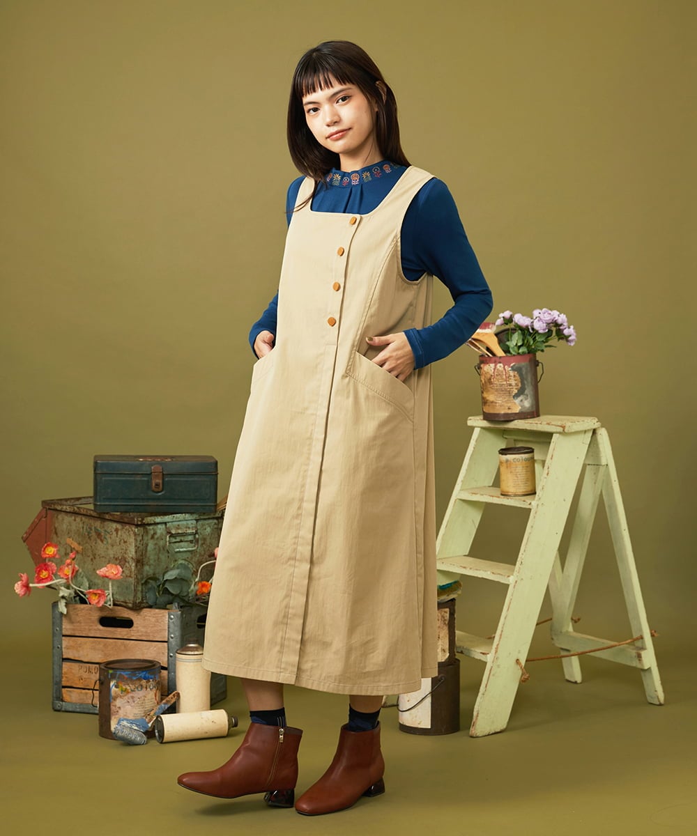 GJKLD32120 Jocomomola(ホコモモラ) レーヨンベアフライス フラワー刺繍ハイネックカットソー ブルー