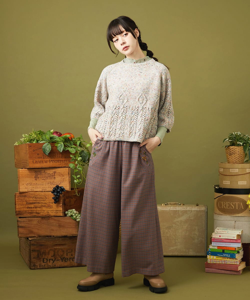 GJLLA32200 Jocomomola(ホコモモラ) T/Rドビー フラワー刺繍ワイドパンツ ダークブラウン