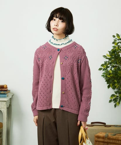 GJSDD30220  フラワー刺繍ケーブルニットカーディガン
