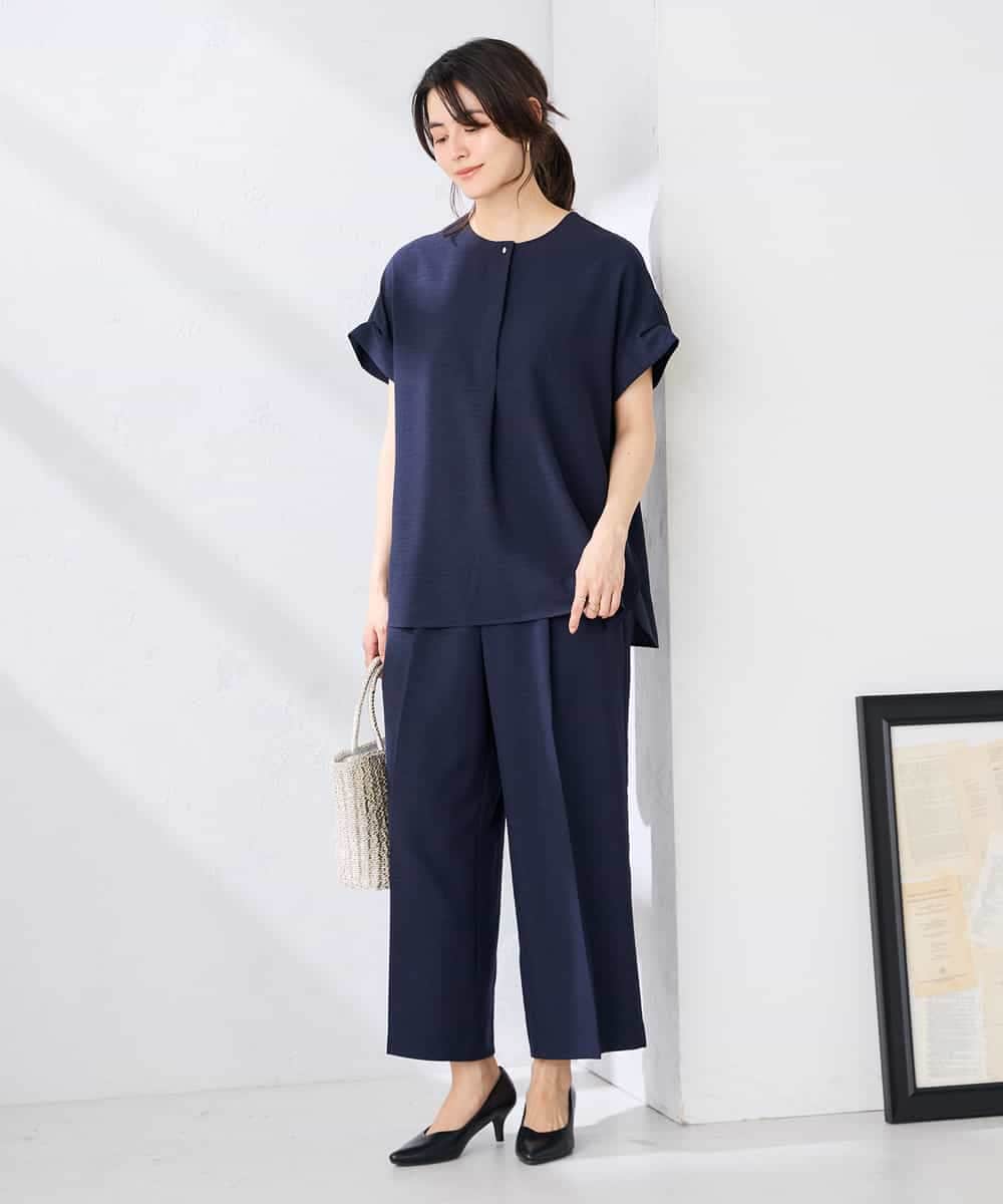 K2BHD06044 a.v.v(アー・ヴェ・ヴェ) 【接触冷感/UVカット】リネンライククルーネックブラウス【セットアップ対応/アンチピリング】 ネイビー