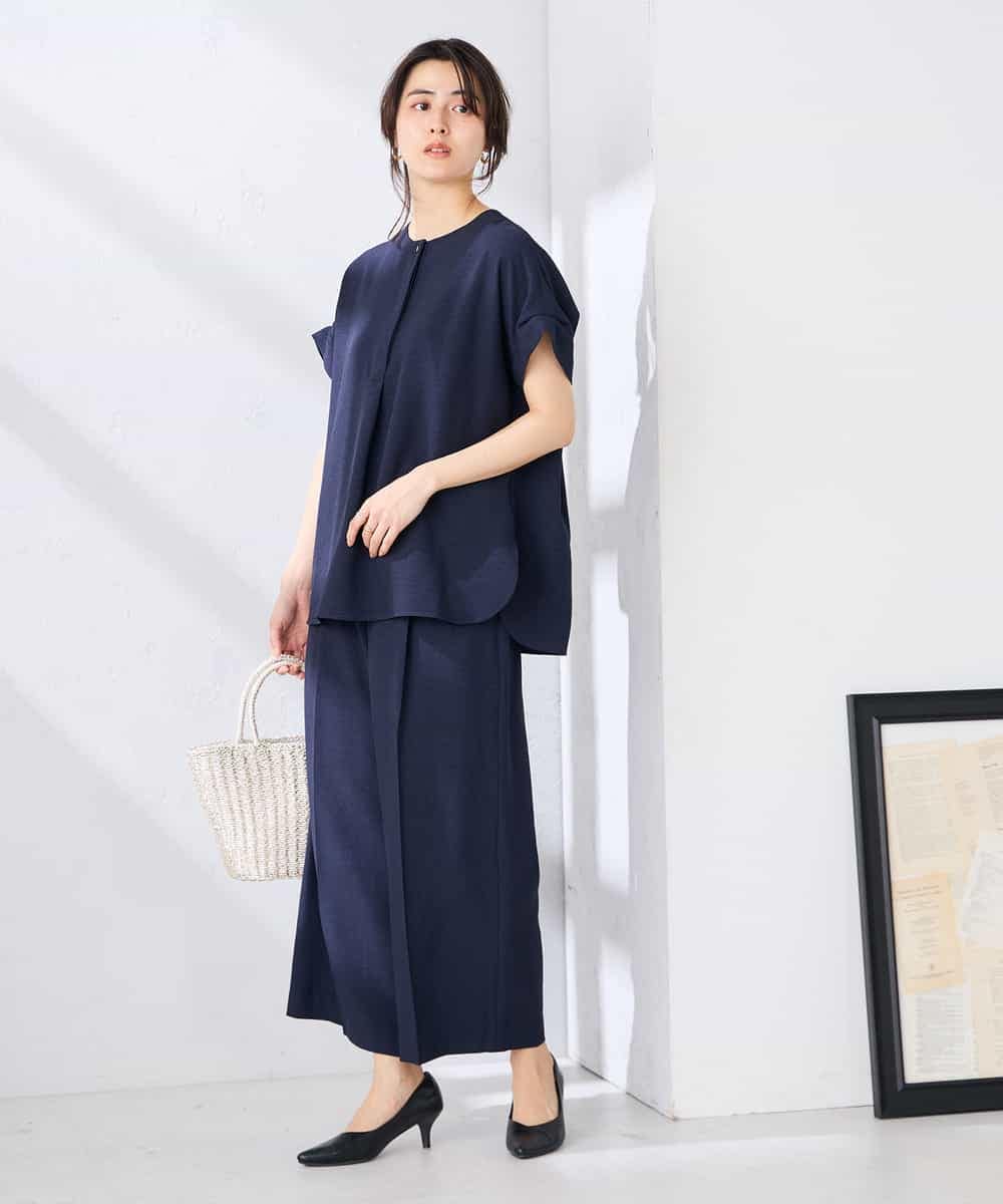 K2BHD06044 a.v.v(アー・ヴェ・ヴェ) 【接触冷感/UVカット】リネンライククルーネックブラウス【セットアップ対応/アンチピリング】 ネイビー