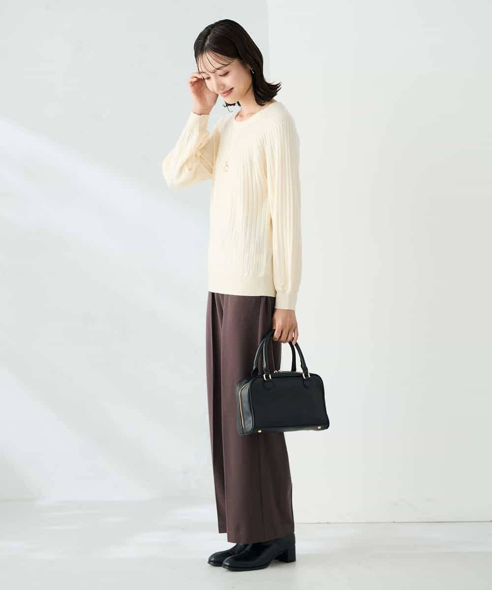 K2FAD10044 a.v.v(アー・ヴェ・ヴェ) 【洗える】求心風クルーネックニット【新色追加】 レッド