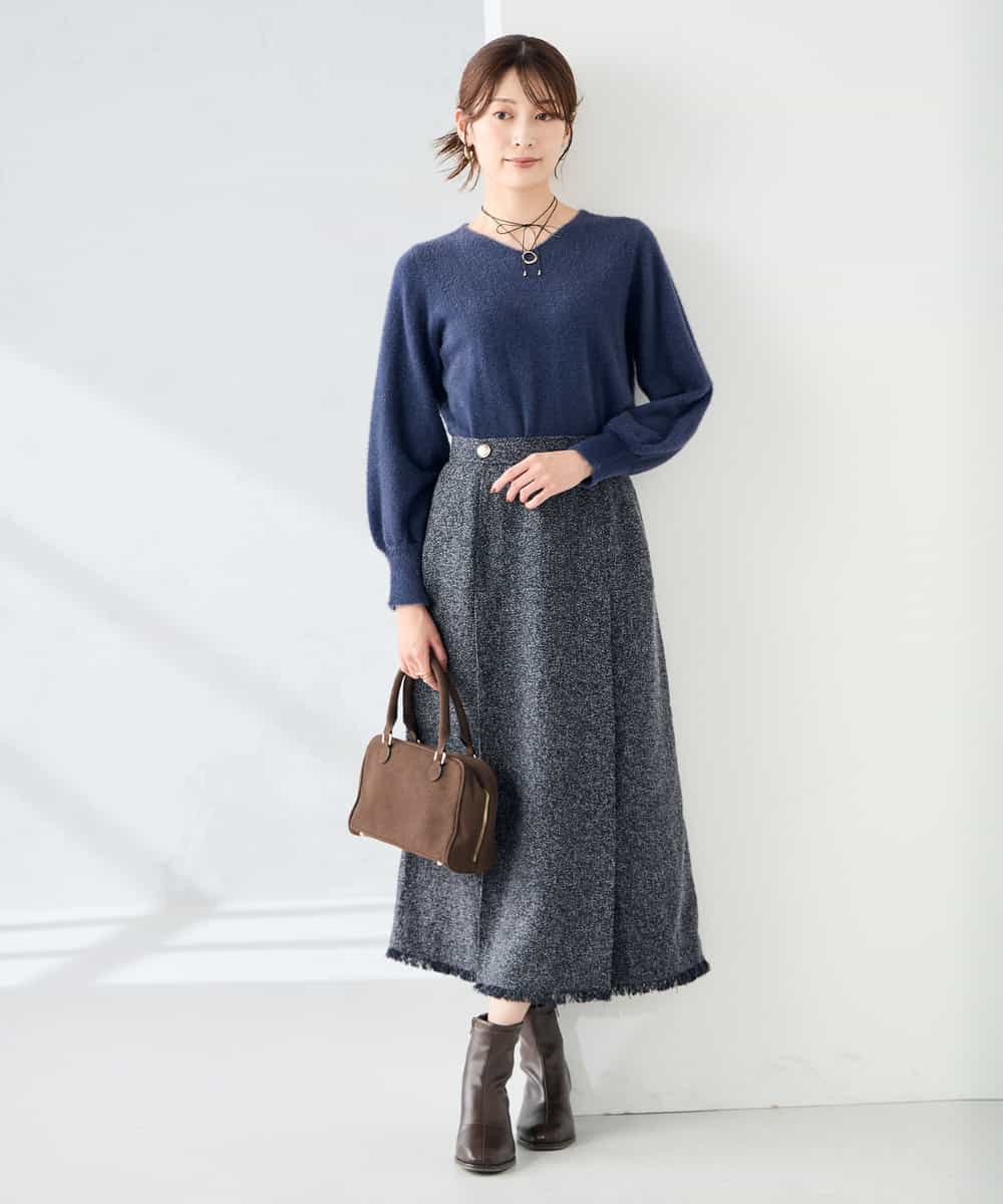 K2FAD43054 a.v.v(アー・ヴェ・ヴェ) ヘアリーラメVネックニット ライトブルー