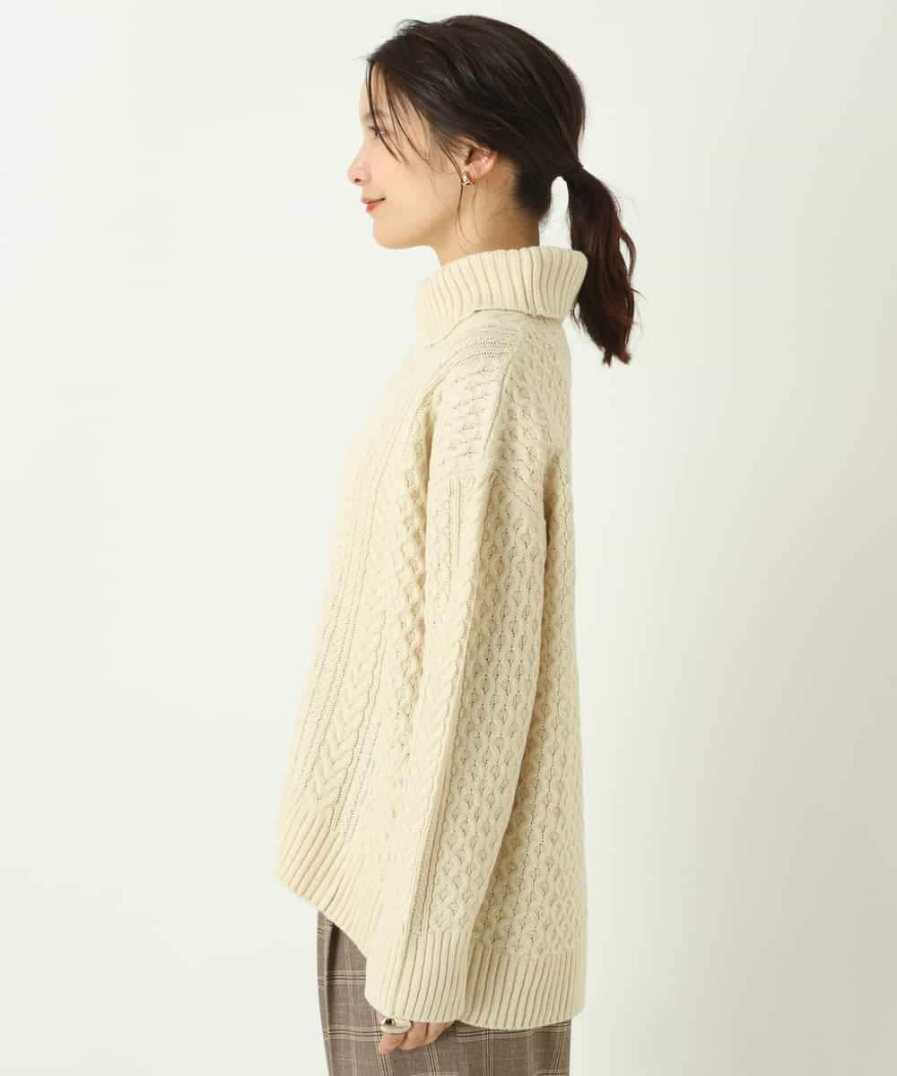 K2FAS52044 a.v.v(アー・ヴェ・ヴェ) アラン柄ハイネックニット アイボリー