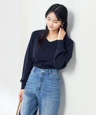 K2FEA79039 a.v.v(アー・ヴェ・ヴェ) 【洗える/UVカット/WEB限定カラー】Vネックパフスリーブ美ラクるニット ネイビー