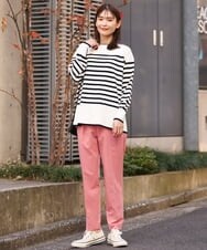 K2FES10044 a.v.v(アー・ヴェ・ヴェ) ナバルボーダーバックスリットニット ネイビー
