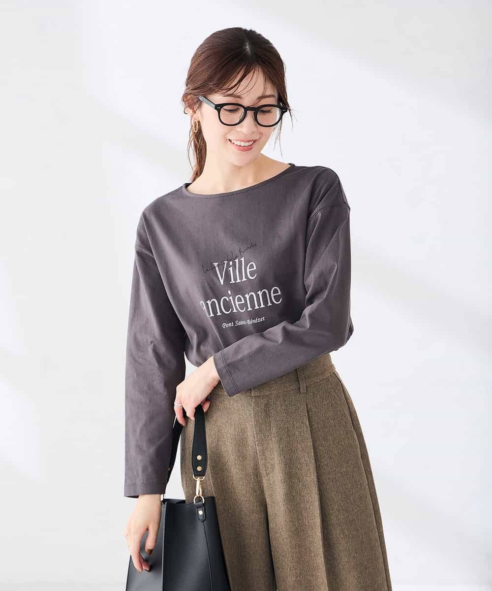 K2KAG15035 a.v.v(アー・ヴェ・ヴェ) アソート ロゴ プリント 長袖 Tシャツ ダークグレー