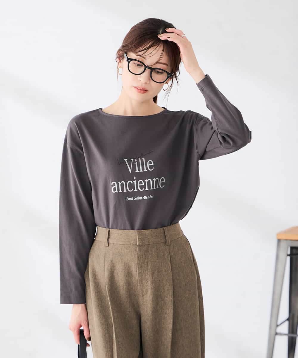 K2KAG15035 a.v.v(アー・ヴェ・ヴェ) アソート ロゴ プリント 長袖 Tシャツ ダークグレー