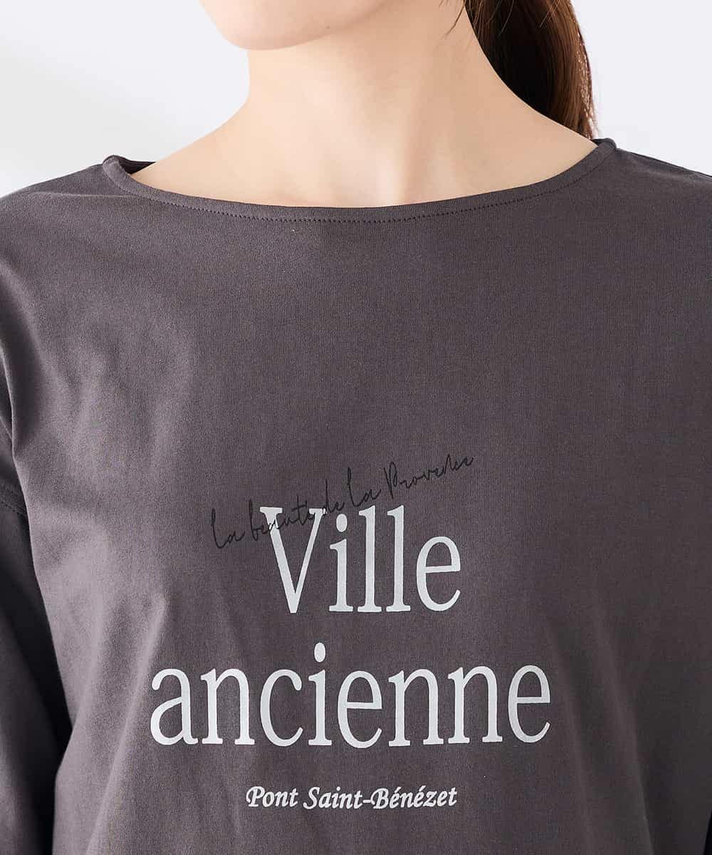 K2KAG15035 a.v.v(アー・ヴェ・ヴェ) アソート ロゴ プリント 長袖 Tシャツ ダークグレー