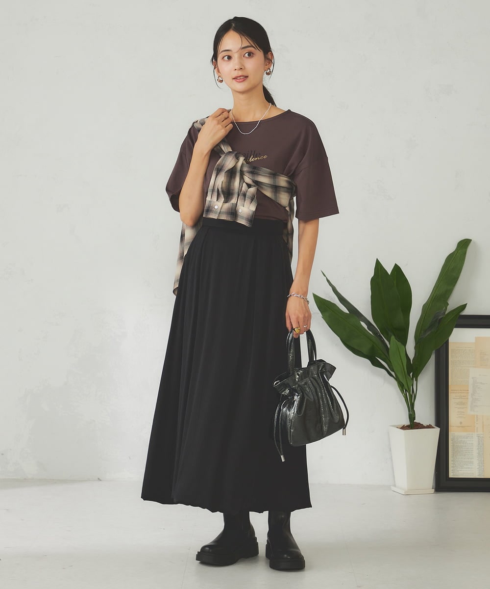 K2KHA68034 a.v.v(アー・ヴェ・ヴェ) 【接触冷感/UVカット】ボートネックロゴTシャツ ピンク