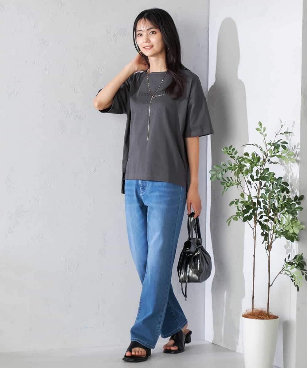 K2KHA68034 a.v.v(アー・ヴェ・ヴェ) 【接触冷感/UVカット】ボートネックロゴTシャツ ピンク