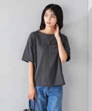 K2KHA68034 a.v.v(アー・ヴェ・ヴェ) 【接触冷感/UVカット】ボートネックロゴTシャツ ダークグレー