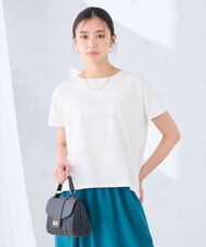 K2KHD45035 a.v.v(アー・ヴェ・ヴェ) 【接触冷感/UVカット】バックタックエンボスロゴＴシャツ ホワイト