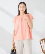 K2KID66035 a.v.v(アー・ヴェ・ヴェ) 【接触冷感/UVカット】ギャザーネックフレンチカットソー コーラル