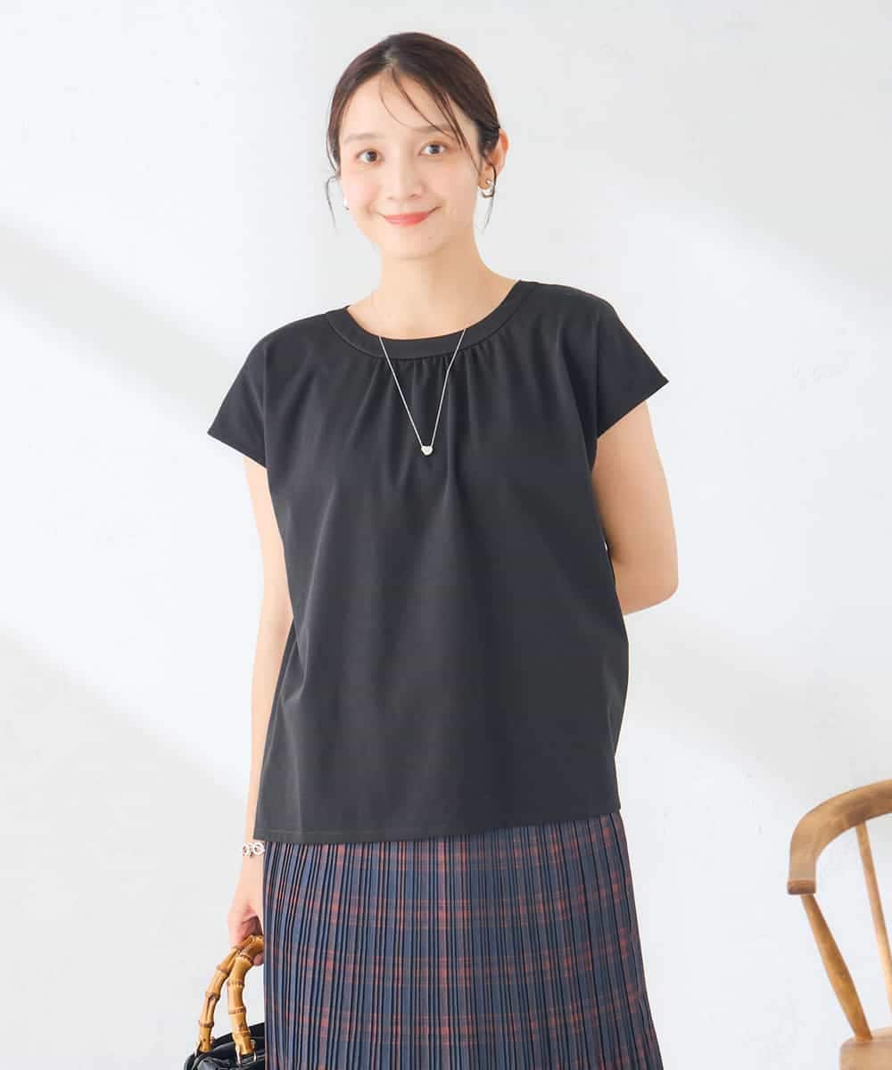 K2KID66035 a.v.v(アー・ヴェ・ヴェ) 【接触冷感/UVカット】ギャザーネックフレンチカットソー コーラル