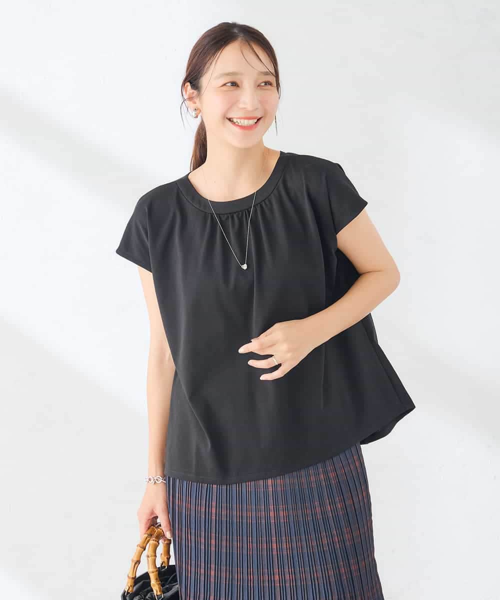 K2KID66035 a.v.v(アー・ヴェ・ヴェ) 【接触冷感/UVカット】ギャザーネックフレンチカットソー コーラル