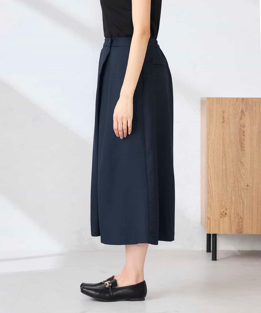K2LDD22059 a.v.v(アー・ヴェ・ヴェ) アシメクロップドパンツ ネイビー