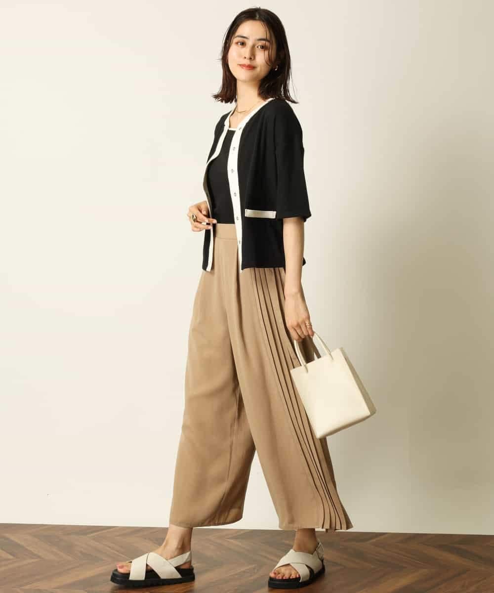 K2LHP34059 a.v.v(アー・ヴェ・ヴェ) サイドプリーツワイドパンツ ベージュ