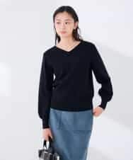 K6FAG16039 a.v.v(アー・ヴェ・ヴェ) 【WEB限定】Vネック パフスリーブ ニット【洗える/麗しニット】 ブラック