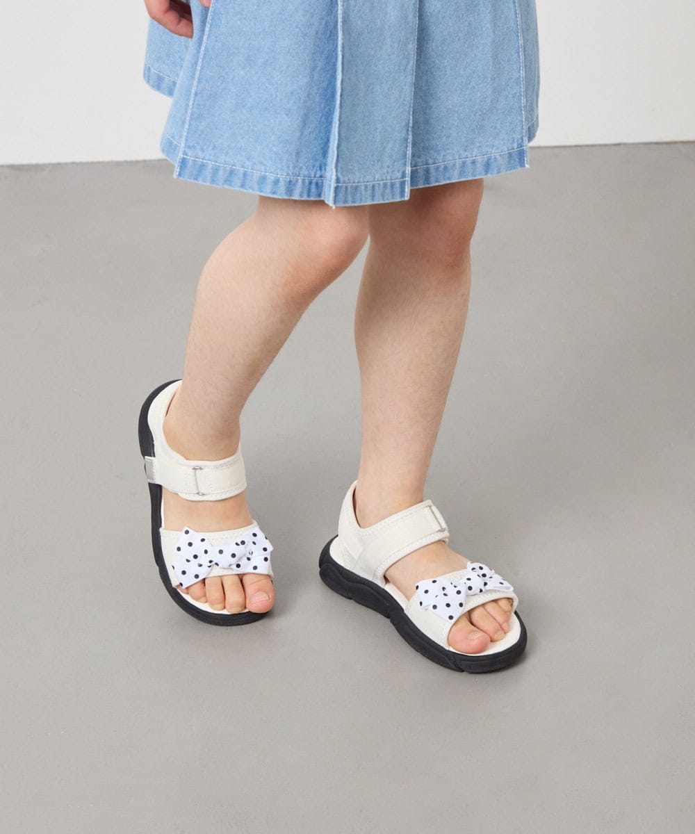 KG6GD12039 a.v.v KIDS(アー・ヴェ・ヴェ) 【19-24cm】[大人気商品/26SS新作/KIDS]リボンスポサン アイボリー
