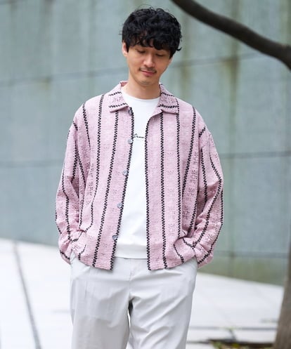 KHBFD11079 a.v.v MEN 真夏もお任せの涼しい長袖シャツ【洗濯機で洗える】透かしストライプ ワイドシルエットシャツ