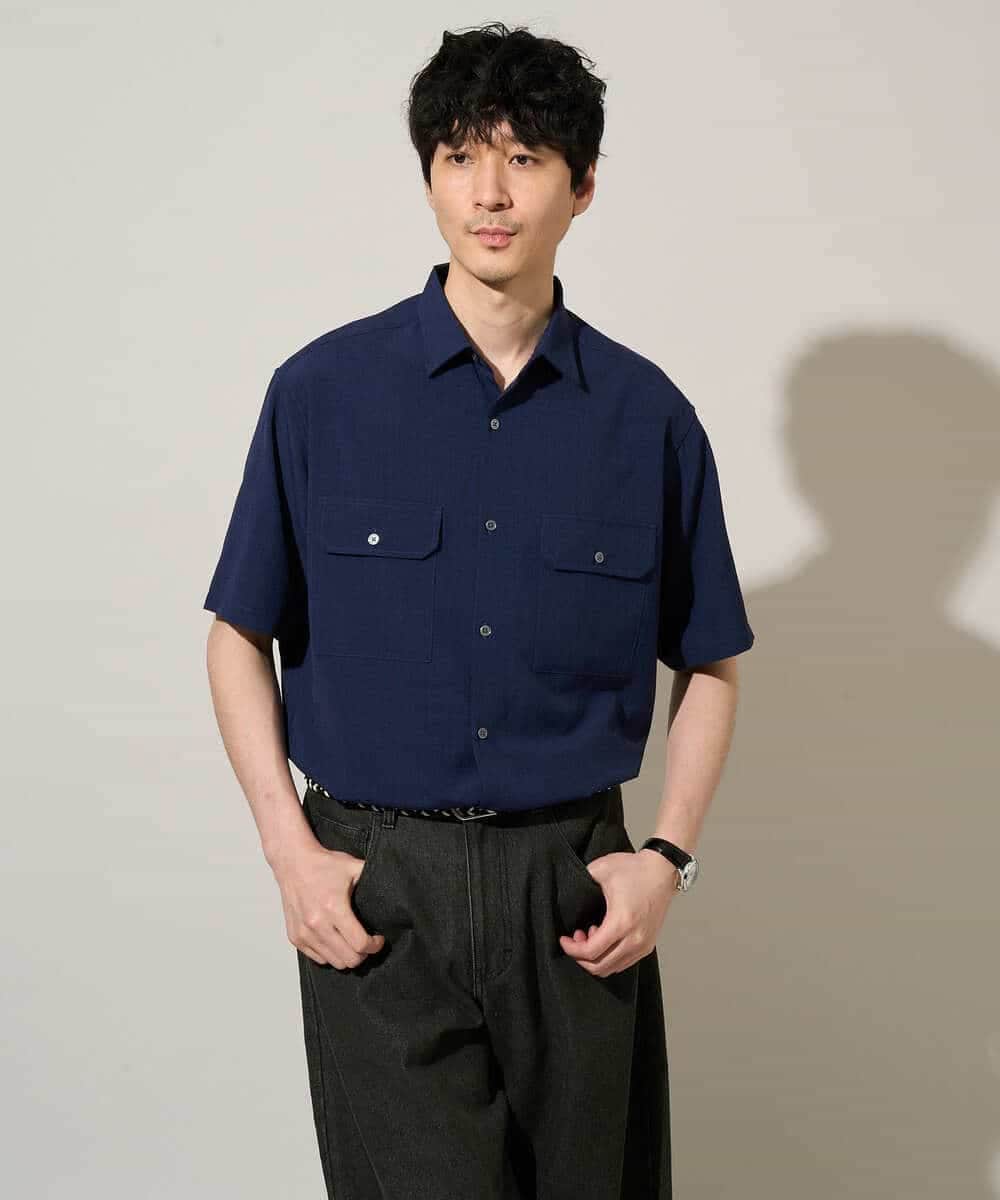 KHBGD53059 a.v.v MEN(アー・ヴェ・ヴェ) 〈接触冷感 / 吸水速乾〉リライトＷポケットシャツ【UVカット / ストレッチ / イージーケア / 洗濯機で洗える】 ダークグレー