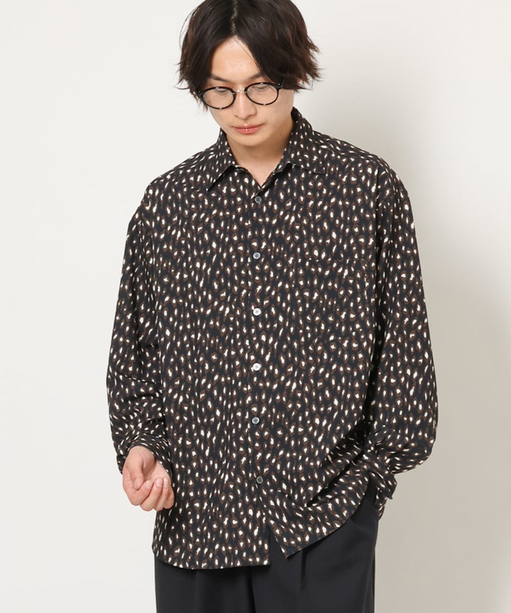 KHBJS06069 a.v.v MEN(アー・ヴェ・ヴェ) レオパード柄プリントワイドシャツ ブラウン