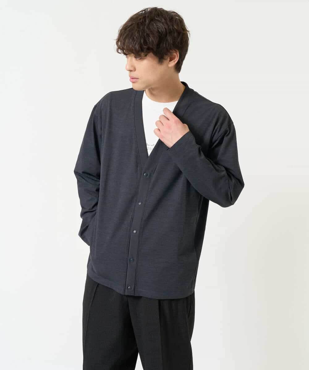 KHCGA55059 a.v.v MEN(アー・ヴェ・ヴェ) 【接触冷感/毛玉になりにくい】さらさらタッチVネックカーディガン ダークグレー