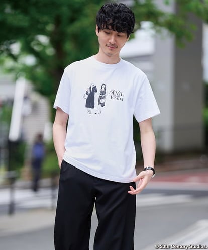 KHKGD32059 a.v.v MEN プラダヲキタアクマプリントＴシャツ