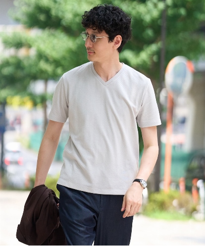 KHKGD76044 a.v.v MEN 【イージーケア/洗濯機で洗える】キカジャカードＶネックスマートＴシャツ