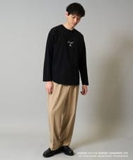 KHKJA19059 a.v.v MEN(アー・ヴェ・ヴェ) KANGOLスクエアプリントロングシルエットカットソー ブラック