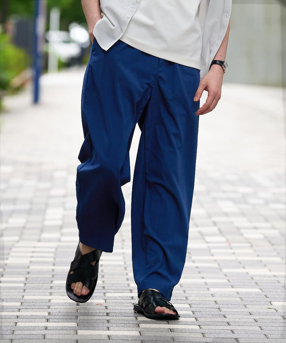 KHLFD17064 a.v.v MEN(アー・ヴェ・ヴェ) 秋のカジュアルジャケットスタイルにぜひ【イージーケア/洗濯機で洗える/毛玉になりにくい/ストレッチ】春夏リライト ワイドシルエットイージーパンツ ネイビー