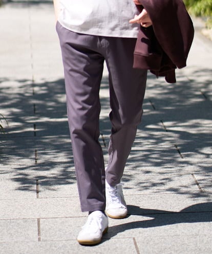 KHLGD37054 a.v.v MEN 人気のベーシック【 WEB限定 】スーパーストレッチ セミワイドパンツ（シーズンレス）