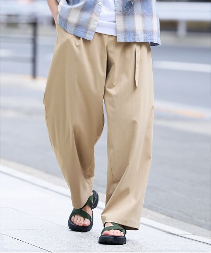KHLGD49069  大人の控えめワイドパンツ【接触冷感/ストレッチ】ベルトツキワイドテーパードチノパンツ【イージーケア/洗濯機で洗える/毛玉・シワになりにくい】