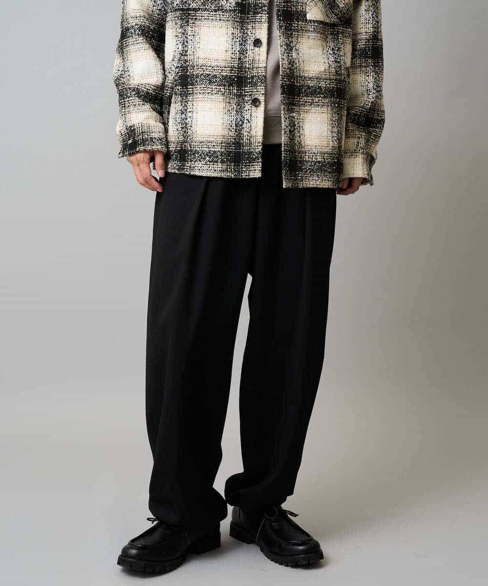 KHLLA31069 a.v.v MEN(アー・ヴェ・ヴェ) 【毛玉になりにくい/ストレッチ】ツイルストレッチ切替オーバーパンツ【洗濯機で洗える】 ブラック