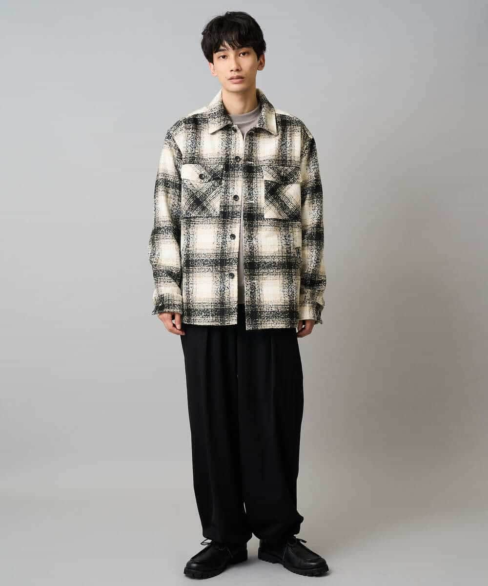 KHLLA31069 a.v.v MEN(アー・ヴェ・ヴェ) 【毛玉になりにくい/ストレッチ】ツイルストレッチ切替オーバーパンツ【洗濯機で洗える】 ブラック