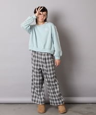 KJKAD50022 a.v.v KIDS(アー・ヴェ・ヴェ) [100-160]【WEB限定商品/裏起毛/チュールフリル/ワンポイント刺繍/クロップド丈】チュールスリーブクロップドトレーナー ダークグレー