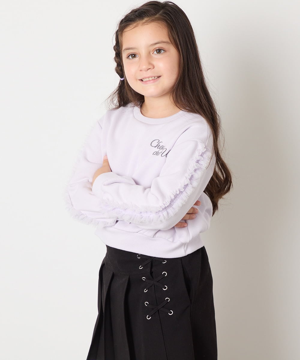 KJKAD50022 a.v.v KIDS(アー・ヴェ・ヴェ) [100-160]【WEB限定商品/裏起毛/チュールフリル/ワンポイント刺繍/クロップド丈】チュールスリーブクロップドトレーナー ダークグレー