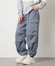 KJLAD37049 a.v.v KIDS(アー・ヴェ・ヴェ) 【大人気！/追加生産/裾が絞れる】[130-160]サイドレースアップカーゴパンツ ライトブルー