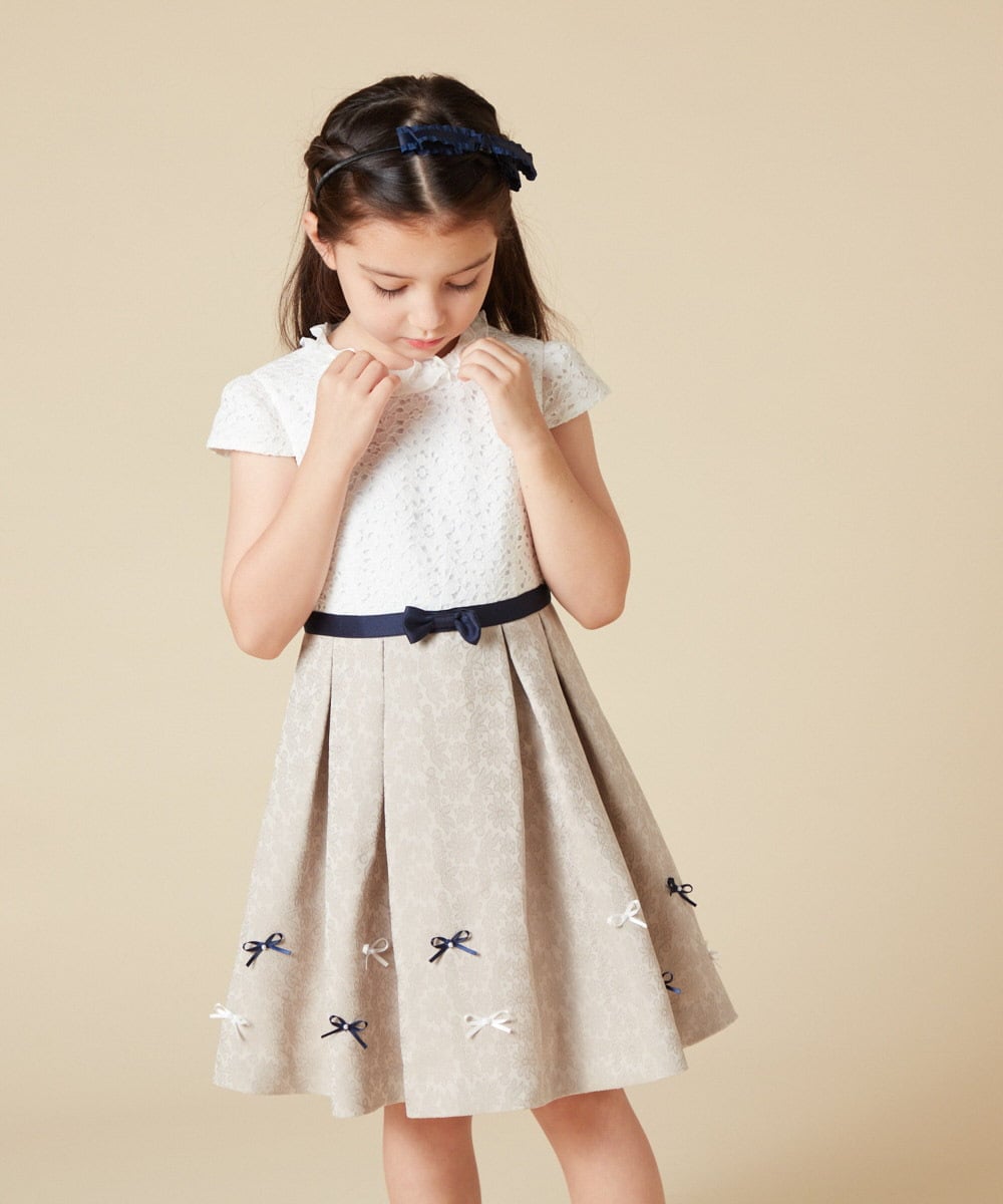 KQECA01129 a.v.v KIDS(アー・ヴェ・ヴェ) [100-130]【結婚式/セレモニー/オケージョン】フラワージャカードワンピース ベージュ
