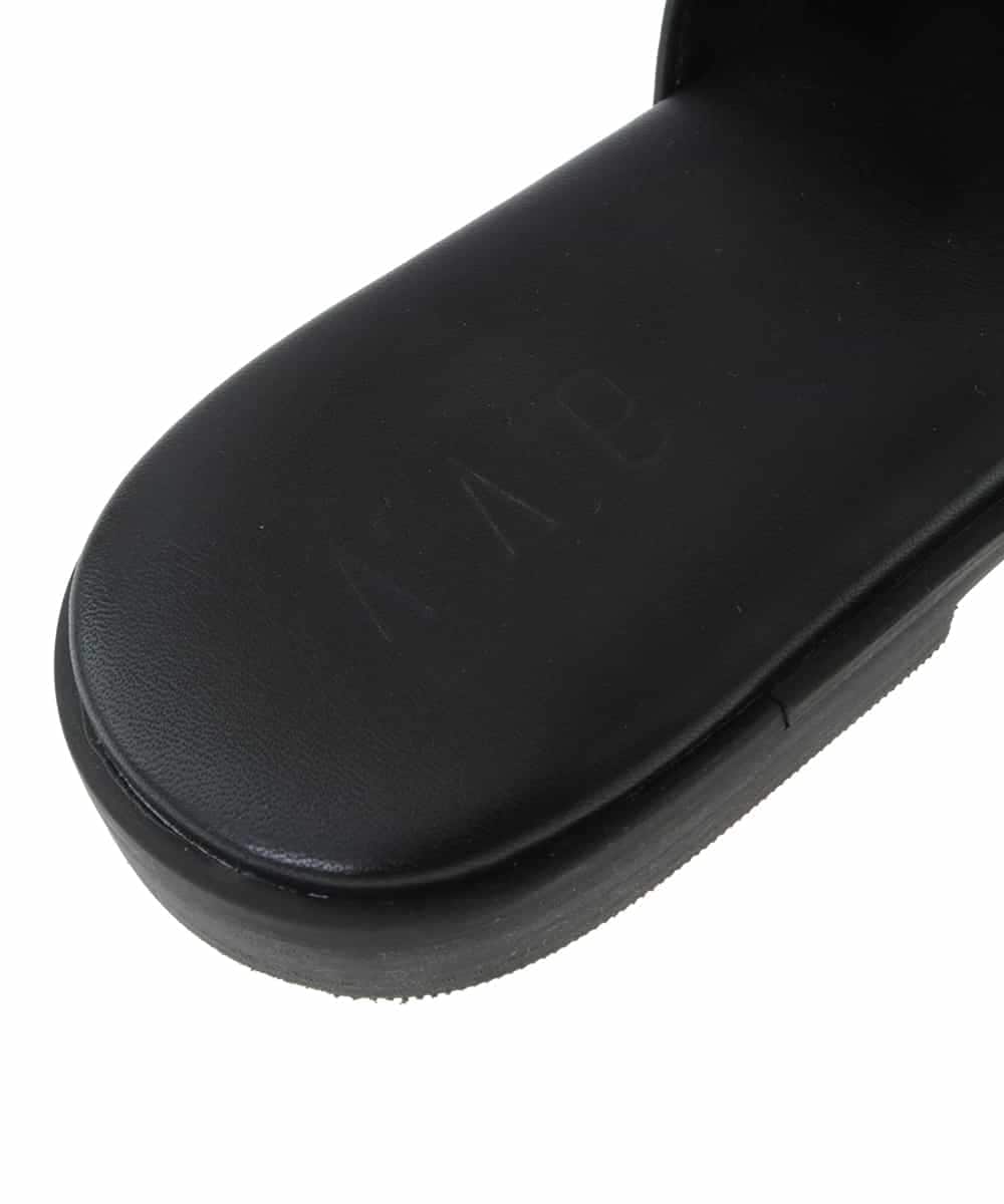 KS6GS42054 a.v.v(アー・ヴェ・ヴェ) ビットフラットサンダル ブラック