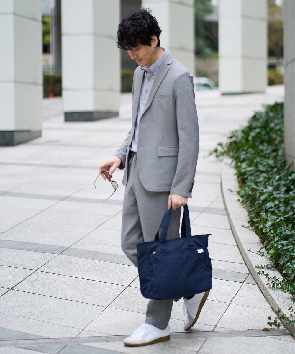 KT5GD04054 a.v.v MEN(アー・ヴェ・ヴェ) 人気NO.1 バッグ【軽量・撥水】マルチ 2WAYトートバッグ ネイビー