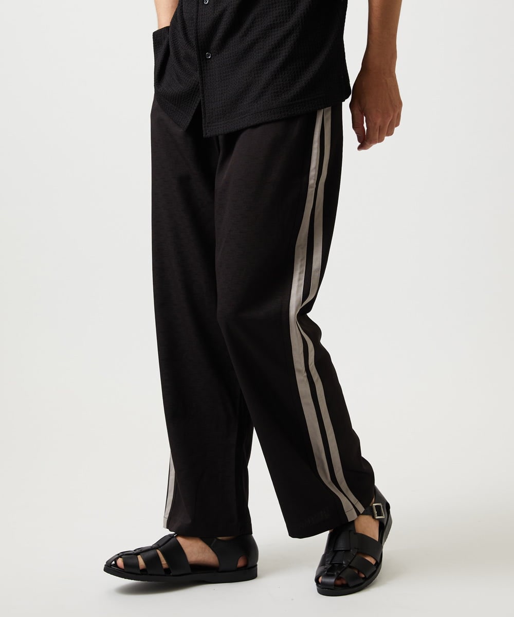 MKLGC84090 MK MICHEL KLEIN HOMME(MKミッシェルクランオム) サイドラインスラックス ブラック