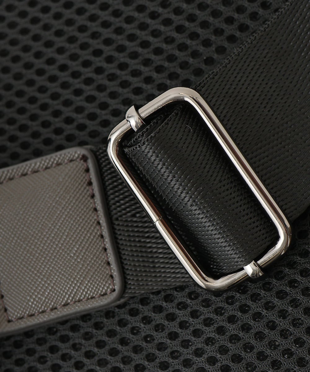 MS5AE49115 MK MICHEL KLEIN HOMME(MKミッシェルクランオム) プリーツサフィアーノボディーバッグ グレー