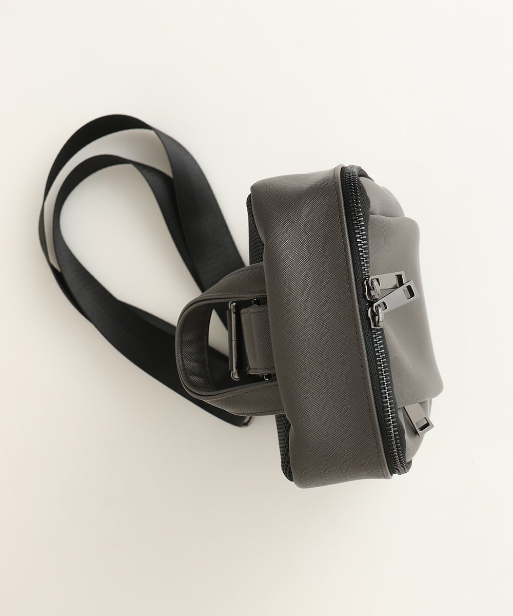 MS5AE49115 MK MICHEL KLEIN HOMME(MKミッシェルクランオム) プリーツサフィアーノボディーバッグ グレー