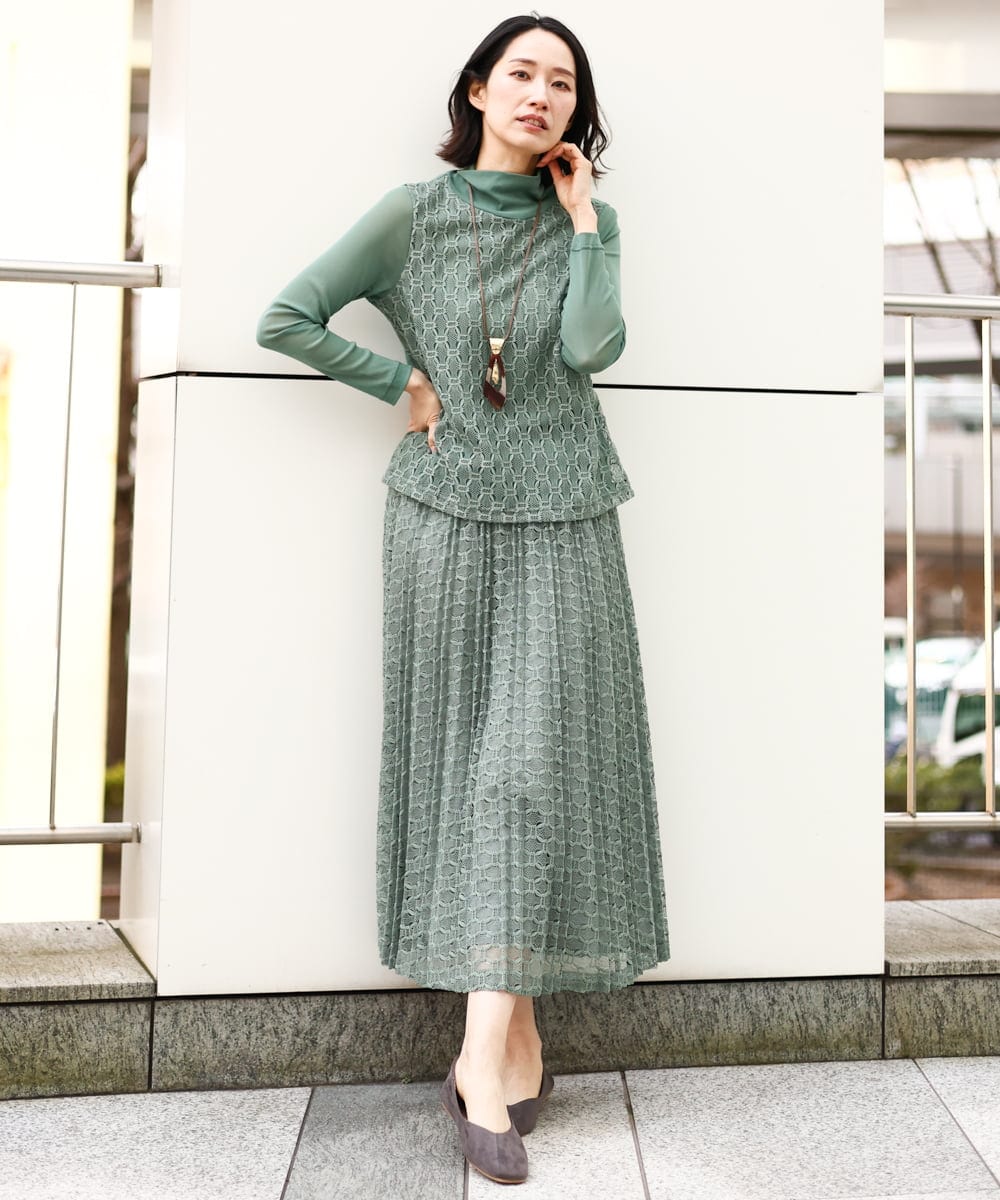 NGKEB40190 GIANNI LO GIUDICE(ジャンニ ロ ジュディチェ) [洗える・日本製]66ナイロンチュールクロシェ風レースカットソー グリーン