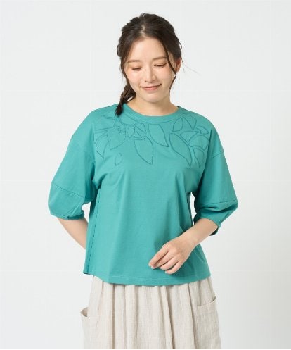 NGKHD66150 GIANNI LO GIUDICE [洗える]ボタニカル刺繍天竺カットソー